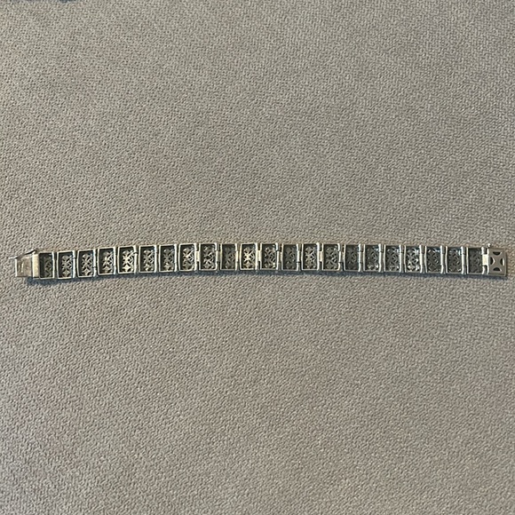 VINTAGE STERLING INTRICATE BRACELET WITH 3 AMETHYST CHIPS AND SMALL DIAMONDS. - Picture 5 of 5